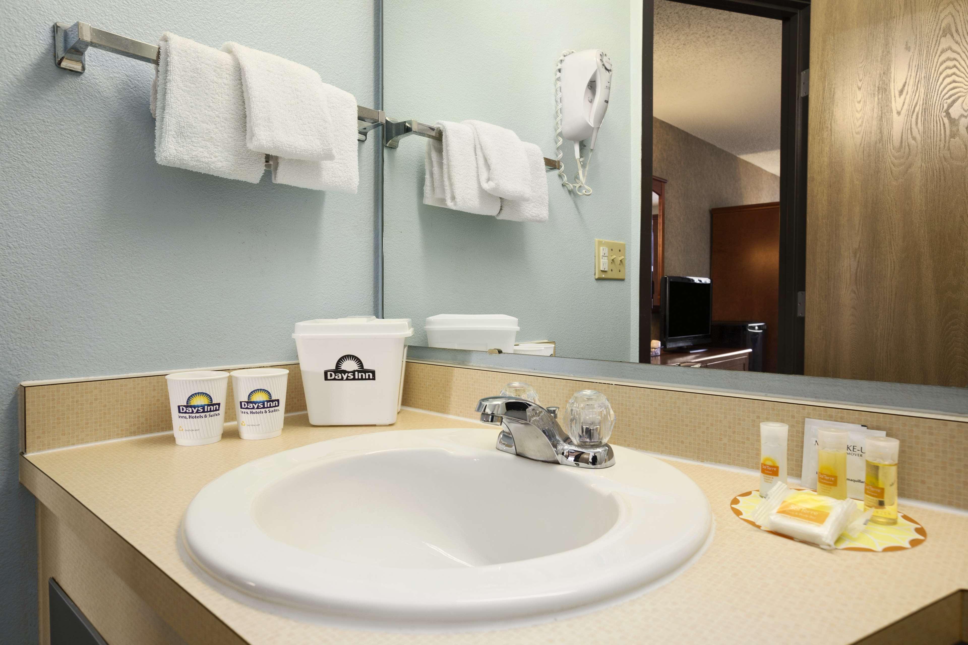 Days Inn By Wyndham Coeur D'Alene Εξωτερικό φωτογραφία